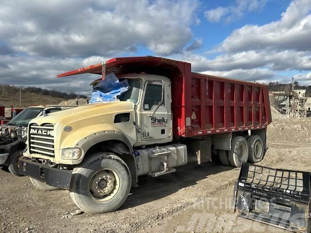 Mack GU713 Bañeras basculantes usadas