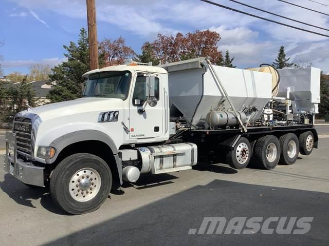 Mack GU713 Camiones de concreto