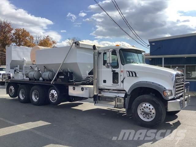 Mack GU713 Camiones de concreto