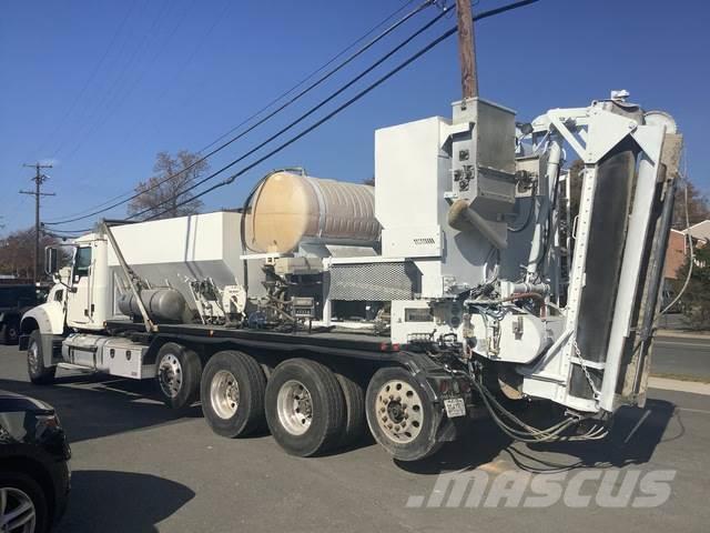 Mack GU713 Camiones de concreto