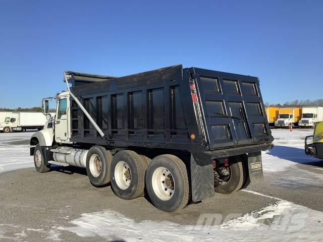 Mack GU713 Bañeras basculantes usadas