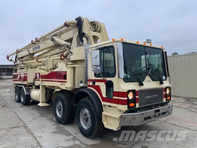 Mack MR688S Bombas de concreto