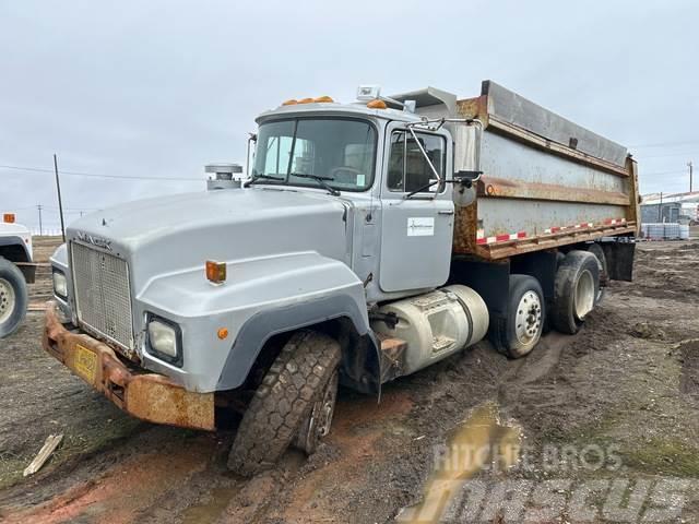 Mack RD688S Bañeras basculantes usadas