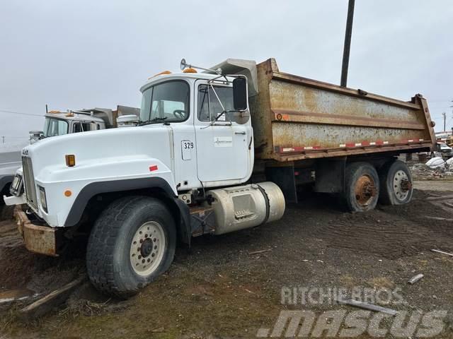 Mack RD688S Bañeras basculantes usadas