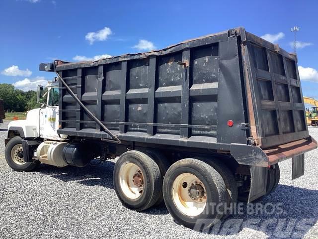 Mack RD688S Bañeras basculantes usadas