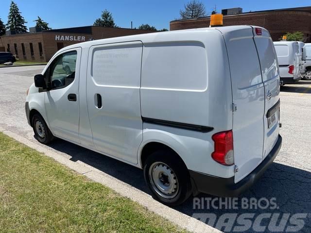 Nissan NV200 Furgonetas cerradas