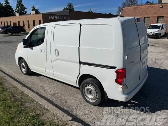 Nissan NV200 Furgonetas cerradas