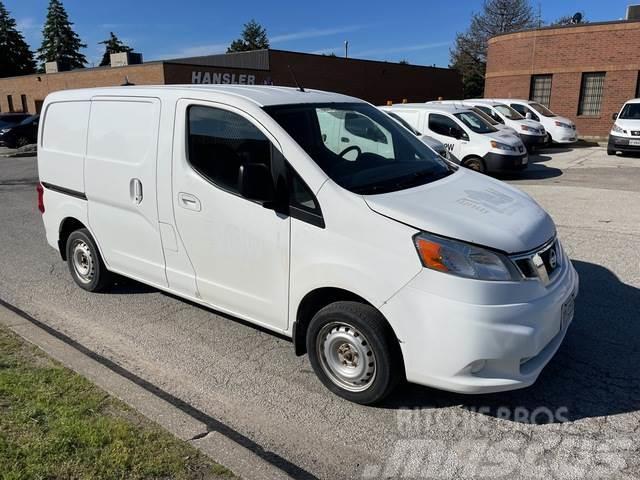 Nissan NV200 Furgonetas cerradas