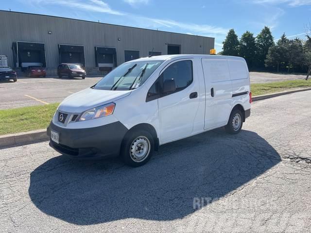 Nissan NV200 Furgonetas cerradas