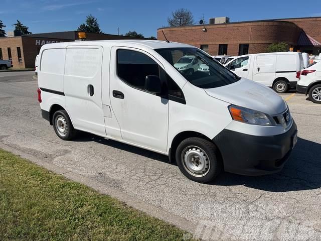 Nissan NV200 Furgonetas cerradas