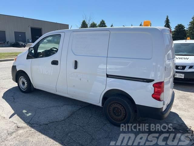 Nissan NV200 Furgonetas cerradas