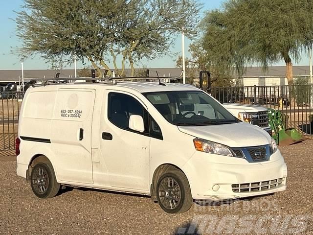 Nissan NV200 Furgonetas cerradas