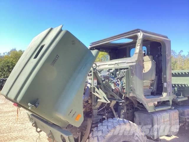 Oshkosh AMK23 Camiones con caja de remolque