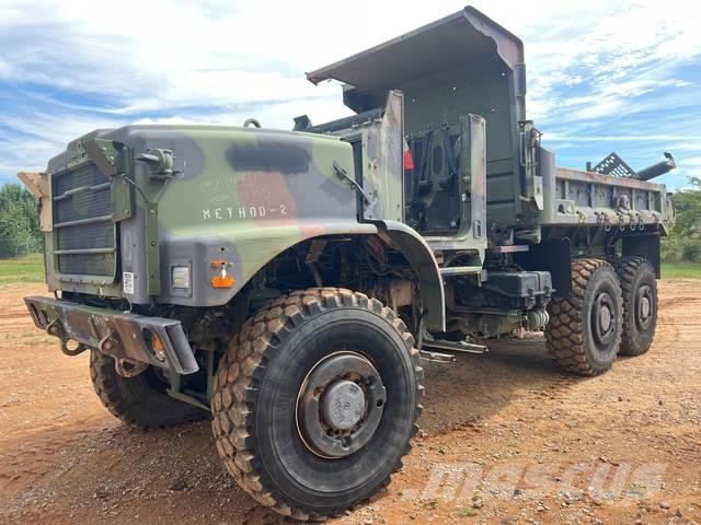 Oshkosh AMK29A1 Bañeras basculantes usadas