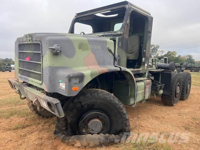 Oshkosh AMK31 Camiones tractor