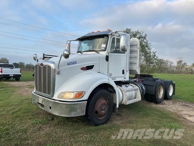 Peterbilt 384 Camiones tractor