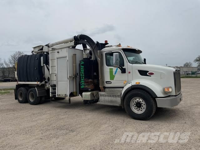 Peterbilt 567 Excavadoras sobre orugas