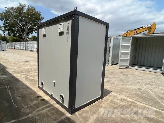  Portable Toilet Otros