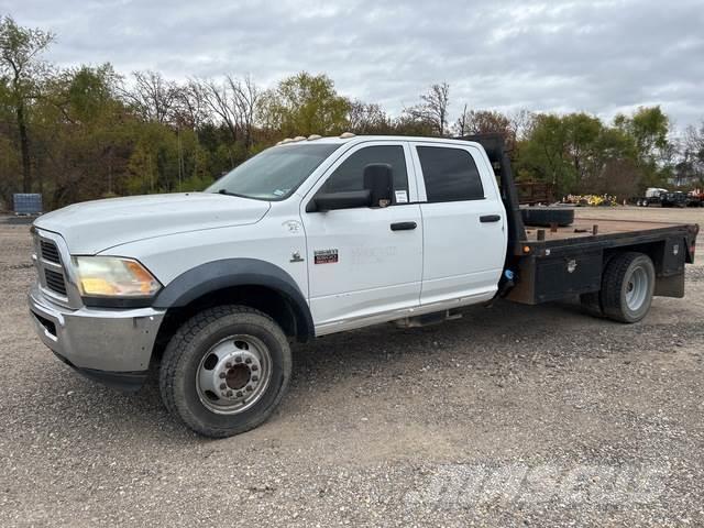 RAM 5500 Camiones de cama baja