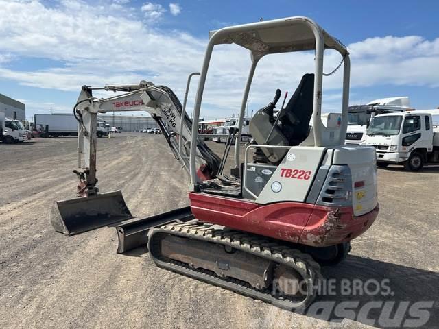 Takeuchi TB228 Miniexcavadoras