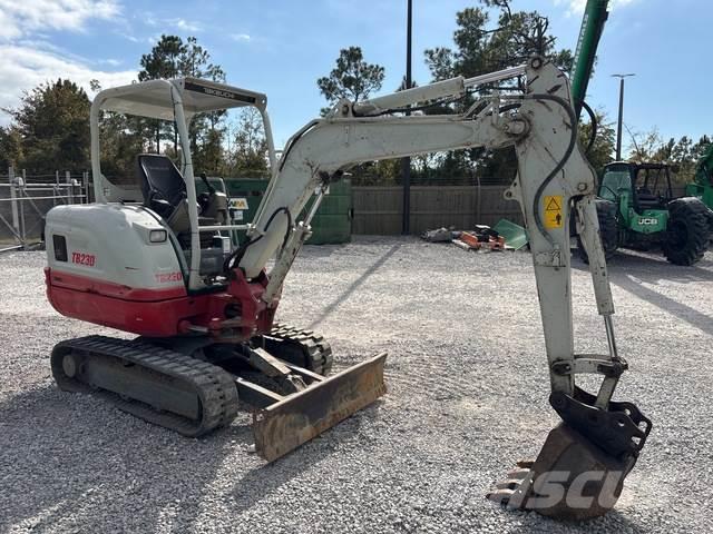 Takeuchi TB230 Excavadoras sobre orugas