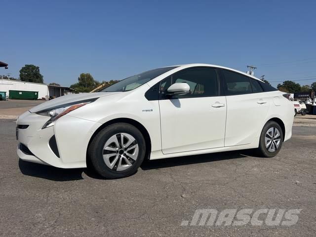 Toyota Prius Carros