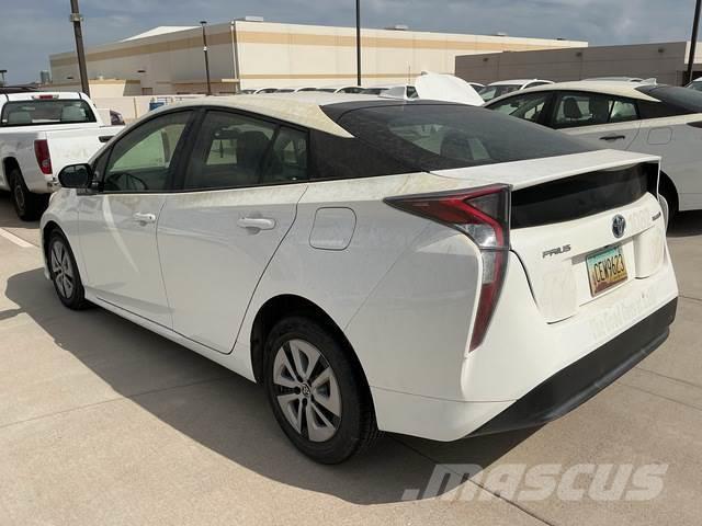 Toyota Prius Carros