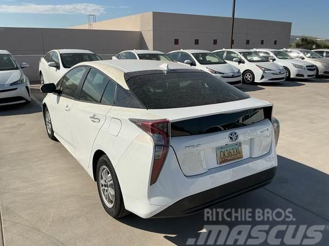 Toyota Prius Carros