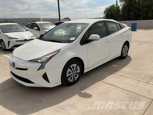 Toyota Prius Carros