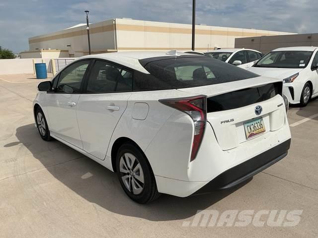 Toyota Prius Carros