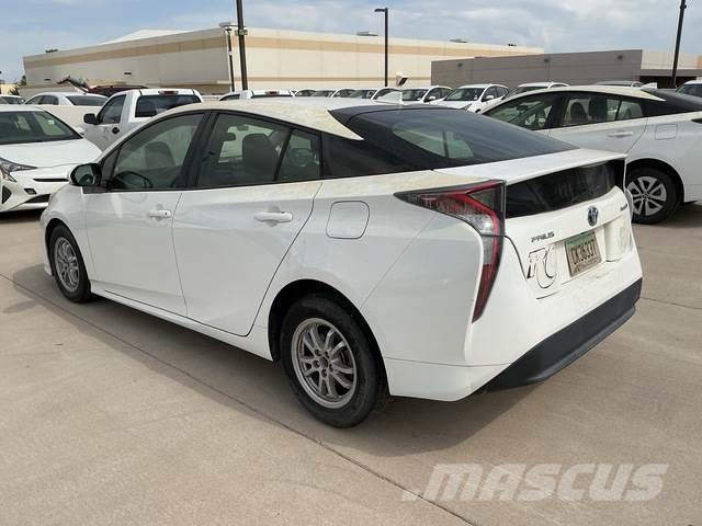 Toyota Prius Carros