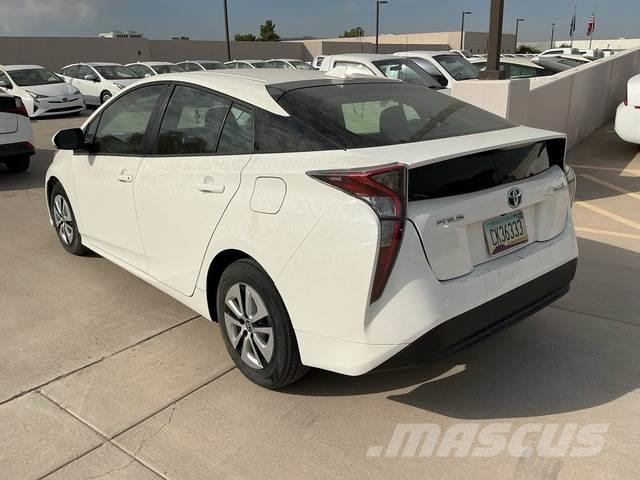 Toyota Prius Carros