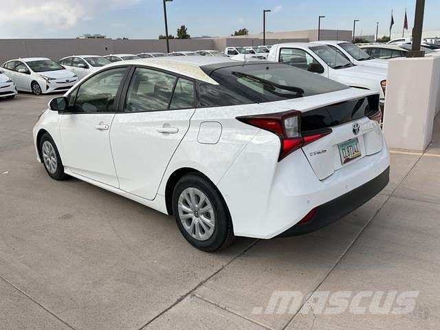 Toyota Prius Carros