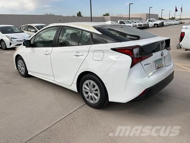 Toyota Prius Carros