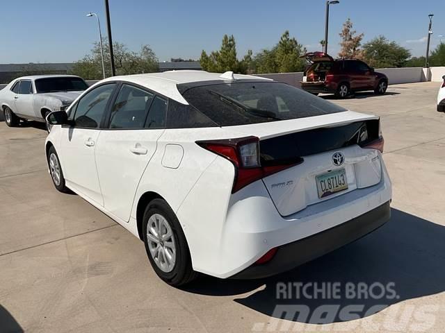 Toyota Prius Carros