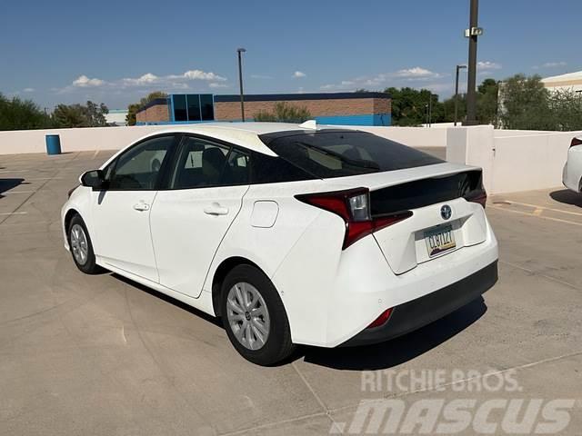 Toyota Prius Carros