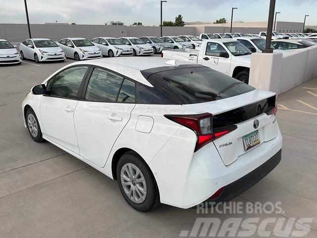 Toyota Prius Carros