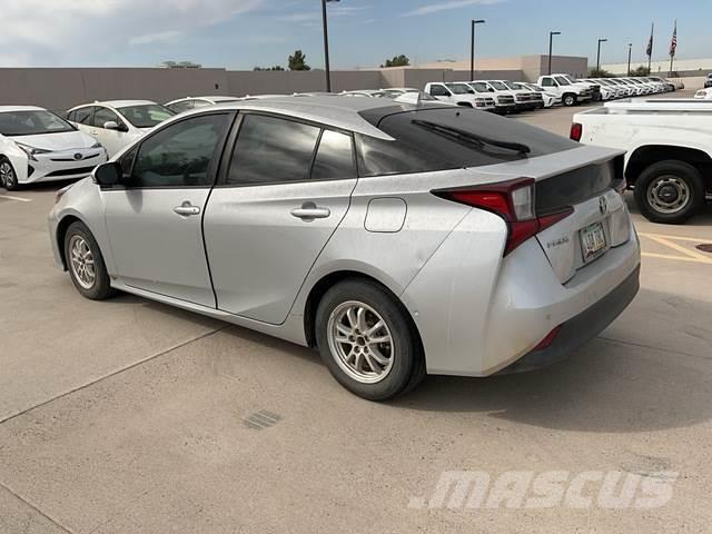 Toyota Prius Carros