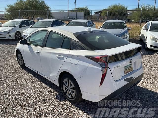 Toyota Prius Carros