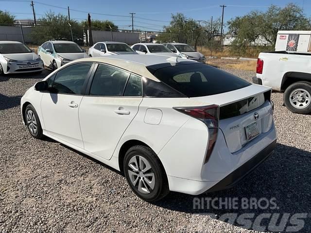 Toyota Prius Carros