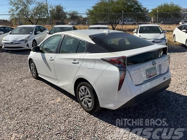 Toyota Prius Carros