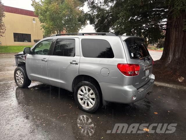 Toyota Sequoia Carros