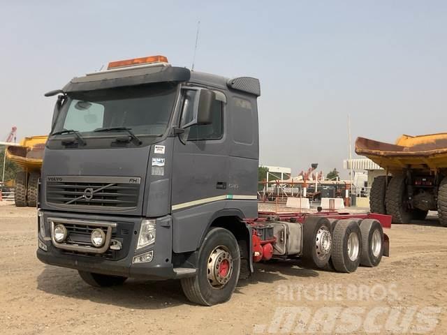 Volvo FH540 Camiones con chasís y cabina