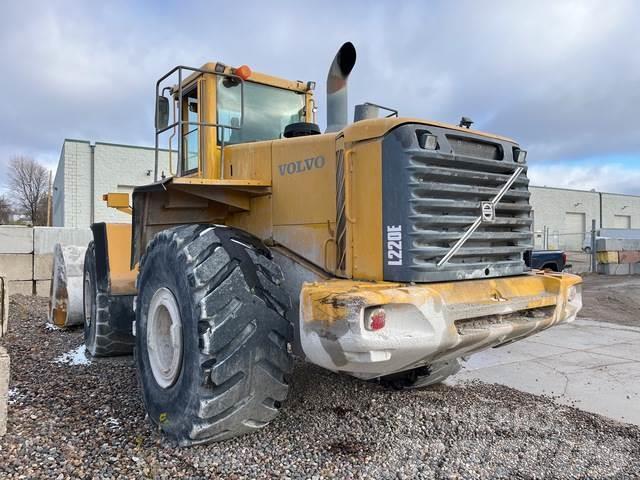 Volvo L220E Cargadoras sobre ruedas