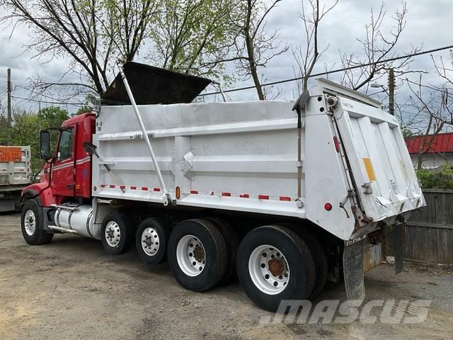 Volvo VHD Bañeras basculantes usadas