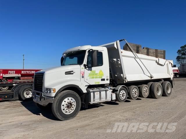 Volvo VHD Bañeras basculantes usadas