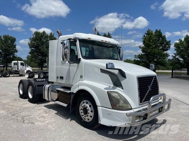 Volvo VNL Camiones tractor