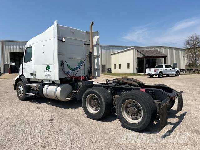 Volvo VNL Camiones tractor