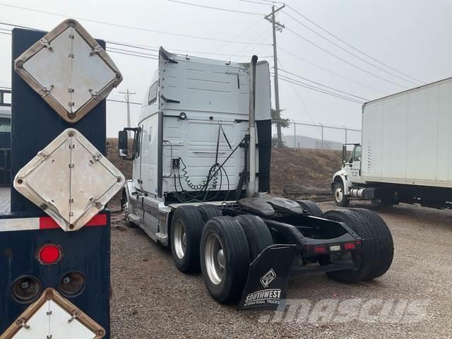 Volvo VNL Camiones tractor