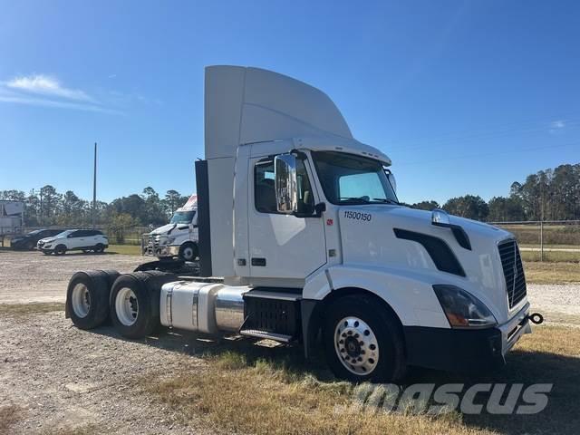 Volvo VNL Camiones tractor